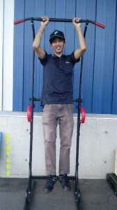 “ぶら下がり健康機”を導入しました